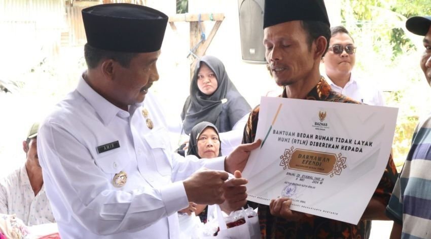 Wali Kota Binjai Resmikan Program Bedah Rumah Dari Baznas Kota Binjai