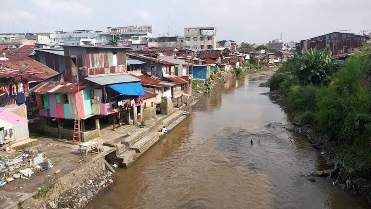 Sungai Deli Diduga Tercemar Limbah Minyak Goreng