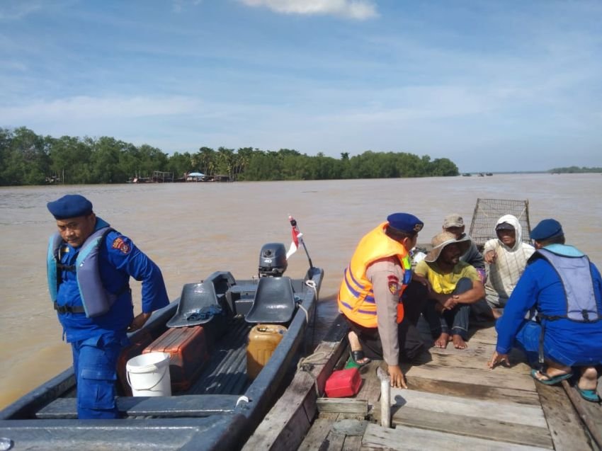 Sat Polair Polres Tanjungbalai Ingatkan Nelayan Bijak Gunakan Medsos