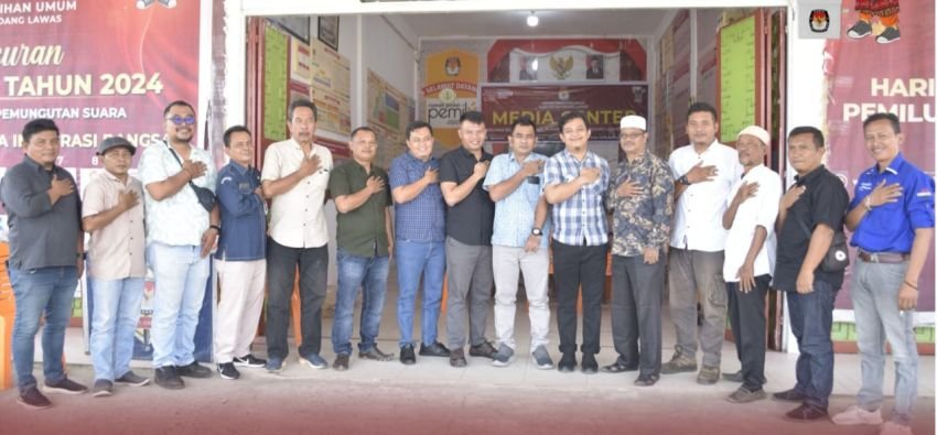 KPU Palas Rakor Pembentukan Media Center