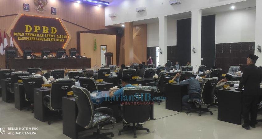 Rapat KUA PPAS untuk R-APBD Labura 2025 Dipercepat, H Lumba Munthe Walk Out