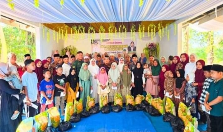 Plt Bupati Labuhanbatu Santuni Anak-anak Yatim di Bandarkumbul