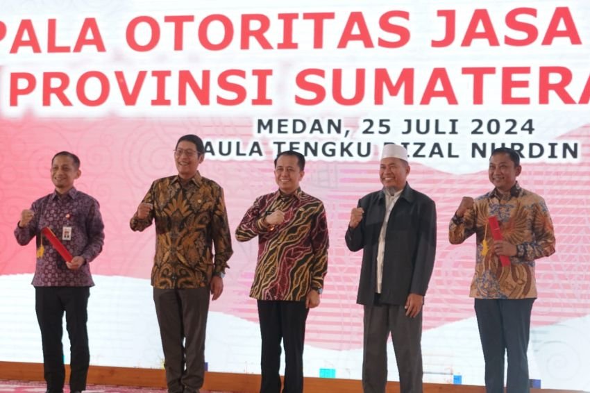 Khoirul Muttaqien Dikukuhkan sebagai Kepala OJK Provinsi Sumut