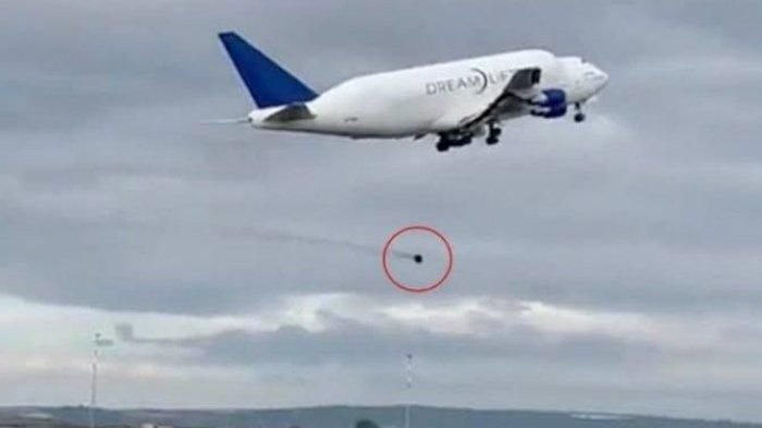 Roda Boeing 757 Copot Usai Lepas Landas