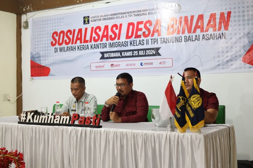 Cegah PMI Non Prosedural, Imigrasi TBA Gelar Sosialisasi Desa Binaan