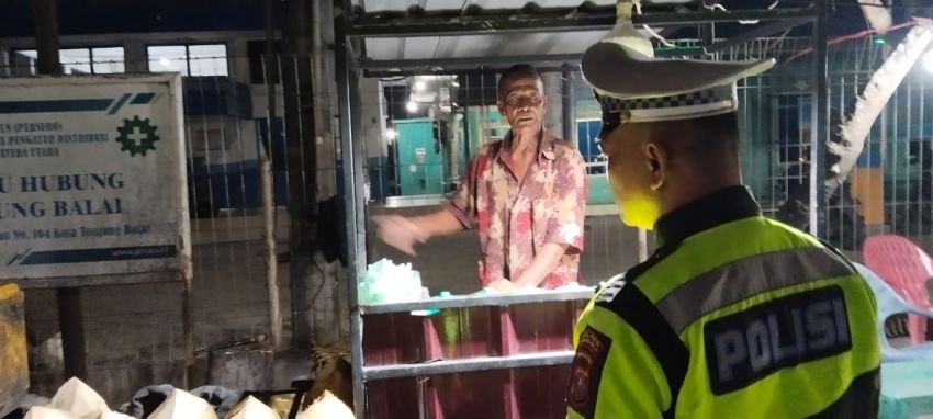 Antisipasi Laka dan Kemacetan malam hari, Ini Imbauan Satlantas Bagi Pedagang di Tanjungbalai