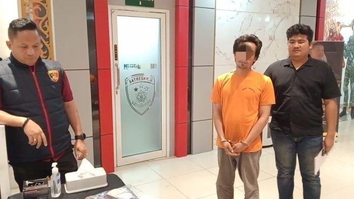 Jukir yang Main Judi Online Pakai Mesin e-Parking Ditangkap