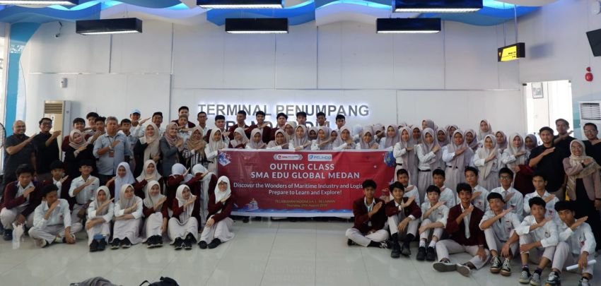 SMA Edu Global Medan Kunjungi PT Pelindo Regional 1