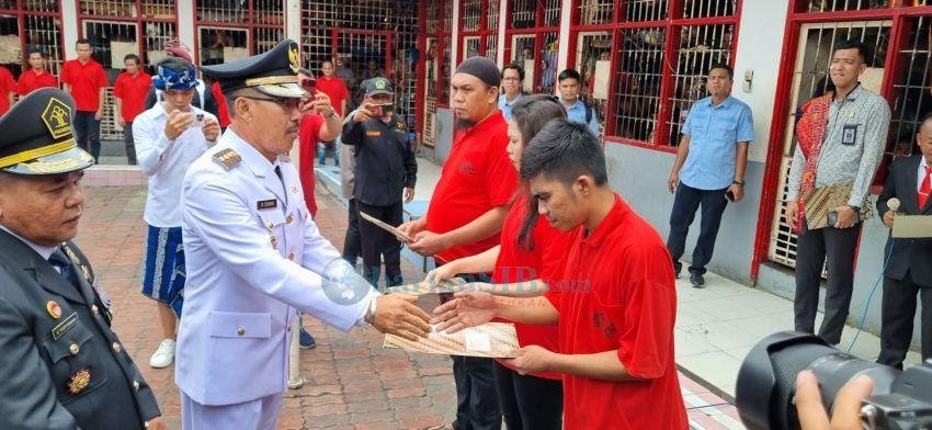 4 Dari 49 Warga Binaan Lapas Kotapinang Bebas Usai Terima Remisi HUT ke 79 RI