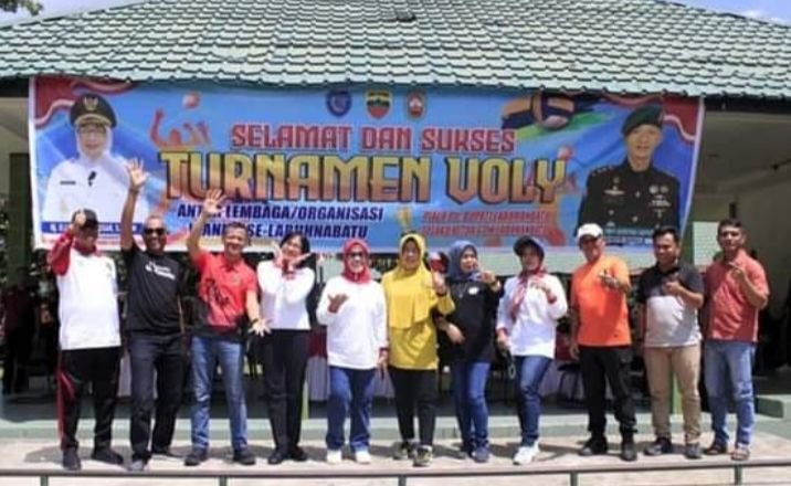 Plt Bupati dan Dandim 0209/LB Buka Turnamen Voli Antar Organisasi Wanita