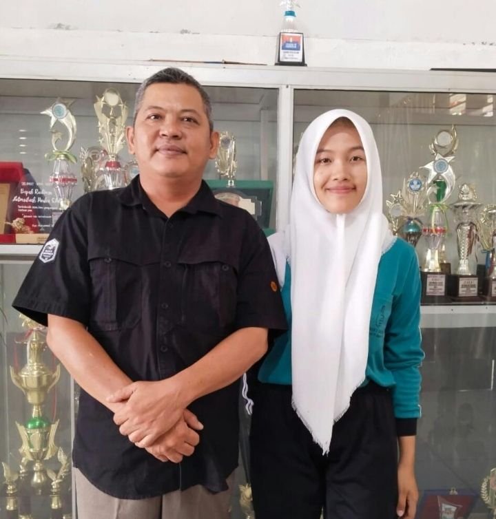 Windi Aulia Siswa SMKN 1 Siantar Juara 2 LKS Tingkat Nasional