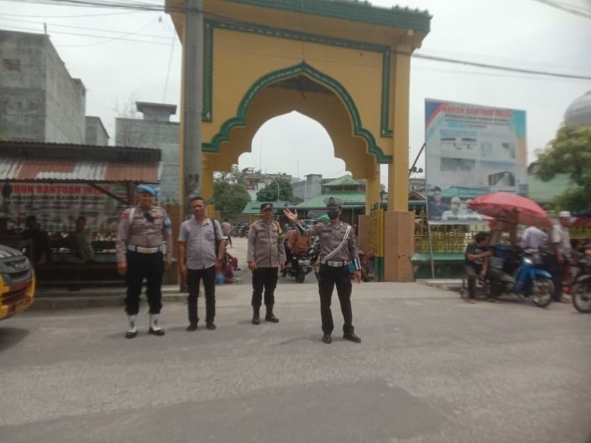 Polres Tanjungbalai Amankan Ibadah Salat Jumat di Masjid-masjid