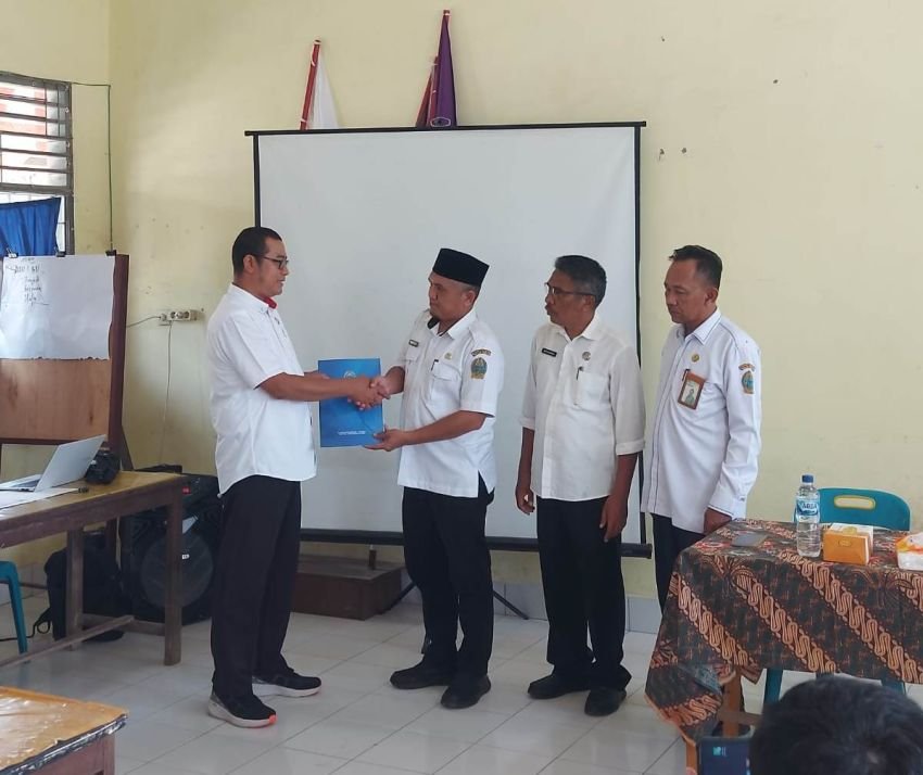 Suratno SPd Jabat Plt Kepsek SMA Negeri 1 Bosar Maligas