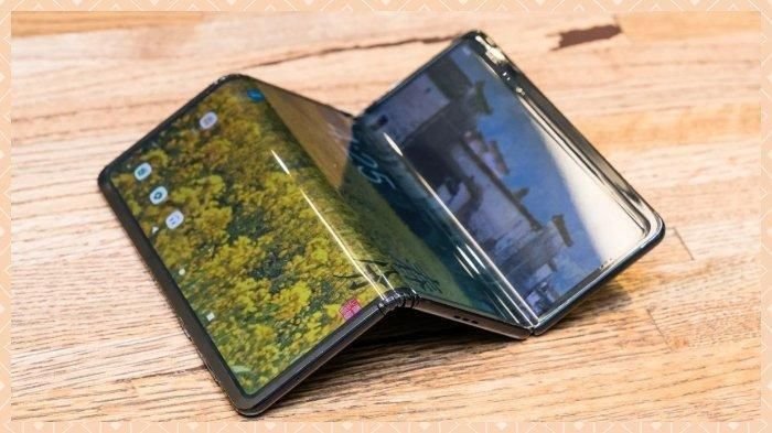 Huawei Kembangkan Ponsel Lipat Tiga, Inovasi Terbaru di Dunia Smartphone