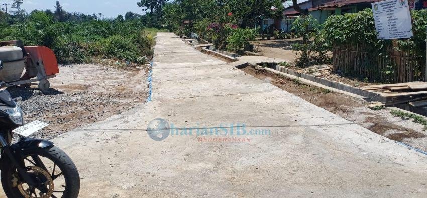 Pemerintah Nagori Kasindir Bangun Rabat Beton Rp 75 Juta dari DD 2024