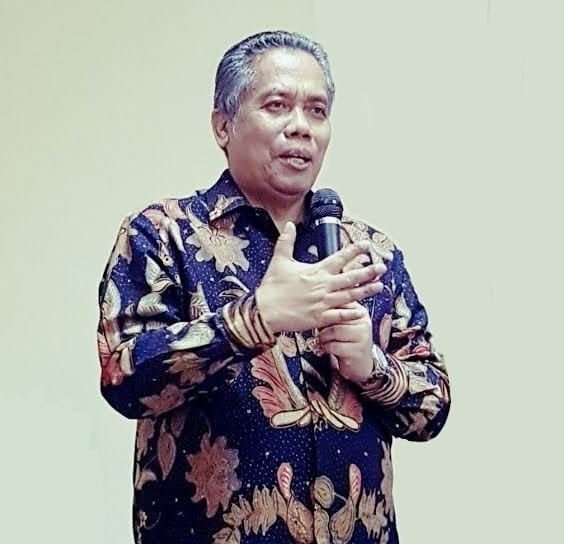 DPR dan Pemerintah Wajib Menjalankan Keputusan Mahkamah Konstitusi