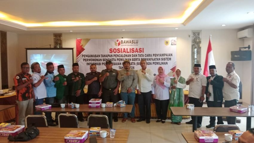 Bawaslu Labusel Sosialisasikan Tahapan Pencalonan dan Tata Cara Penyampaian Permohoanan Sengketa