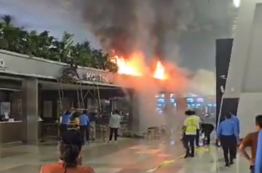 Resto di Terminal 3 Bandara Soekarno-Hatta Kebakaran