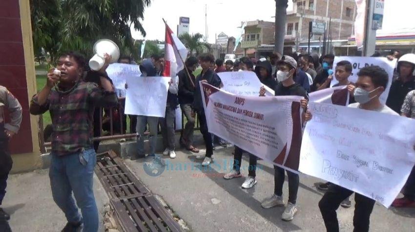 AMPS Aksi Damai di Polda Sumut Tuntut Kapolda Berantas Judi di Karo