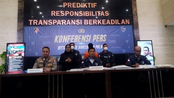 Guru Honorer Retas dan Jual Data Milik BKN