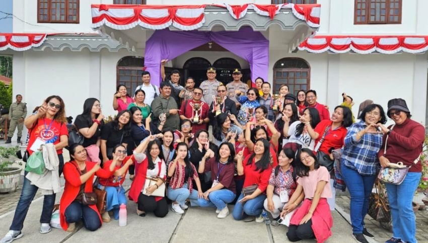 Paduan Suara Wanita dan Dewasa Campuran Deliserdang Ikuti Pesparawi Nasional di Papua