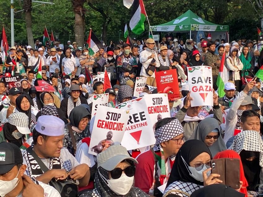 Serangan Udara Israel Menewaskan Pengungsi di Gaza, Seruan Boikot Kian Menguat