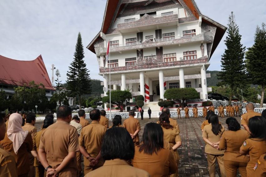 Pjs Bupati Toba Minta Percepatan Program APBD dan Tegaskan Netralitas ASN