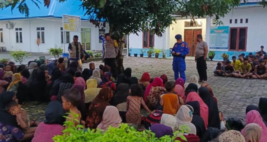 Polresta Deliserdang Serahkan 4 Orang Terduga Penyelundupan Pengungsi Rohingya di Pantailabu