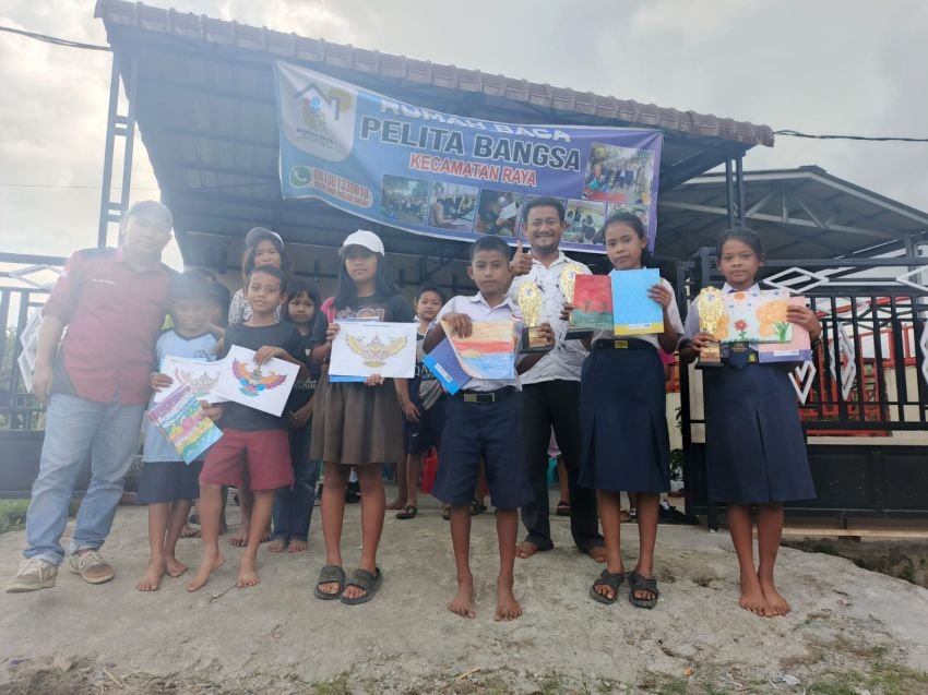 Peringati Hari Batik Nasional, Rumah Baca Pelita Bangsa Raya Gelar Lomba Mewarnai dan Melukis