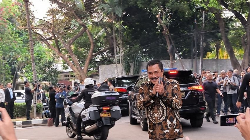 Wakapolri Komjen Agus Andrianto dan 2 Ketum Partai Merapat ke Kediaman Prabowo Subianto