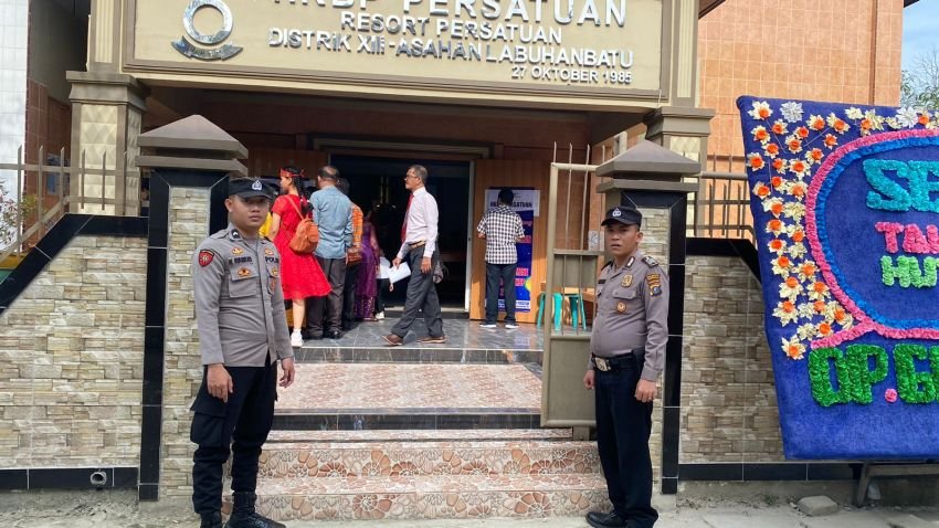 Polres Tanjungbalai Gelar Pengamanan di Gereja