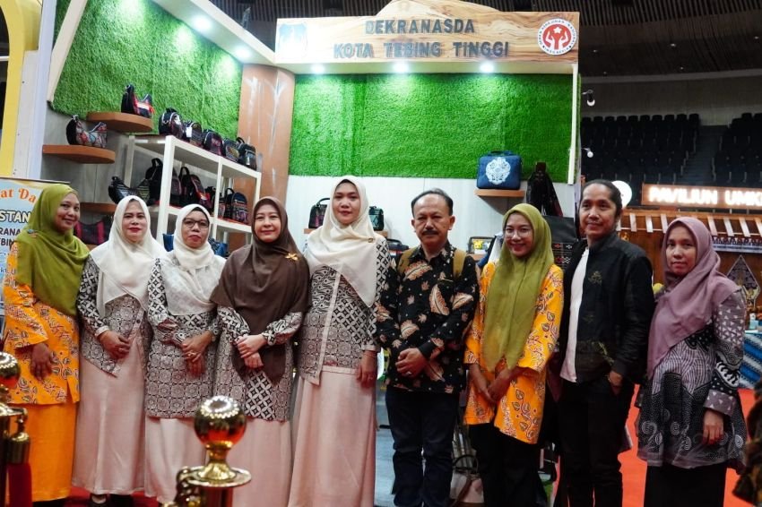 Dekranasda Tebingtinggi Pamerkan Produk Kerajinan di Pameran INACRAFT 2024