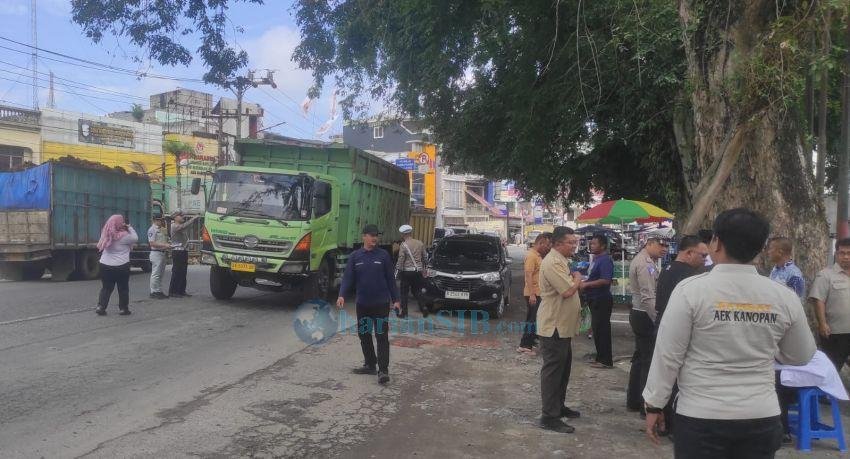 Petugas Bapendasu Aekkanopan dan Polisi Razia di Jalinsum Aekkanopan
