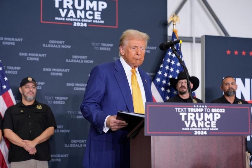 Data HP Trump dan Vance Jadi Target Hacker China