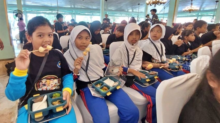 Jepang Tawarkan Kerja Sama Penyediaan Makanan Bergizi Gratis di Indonesia