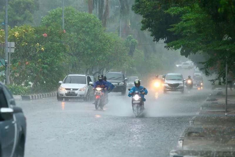 BBMKG: Hati-hati Hujan Lebat dan Bencana Hidrometeorologis