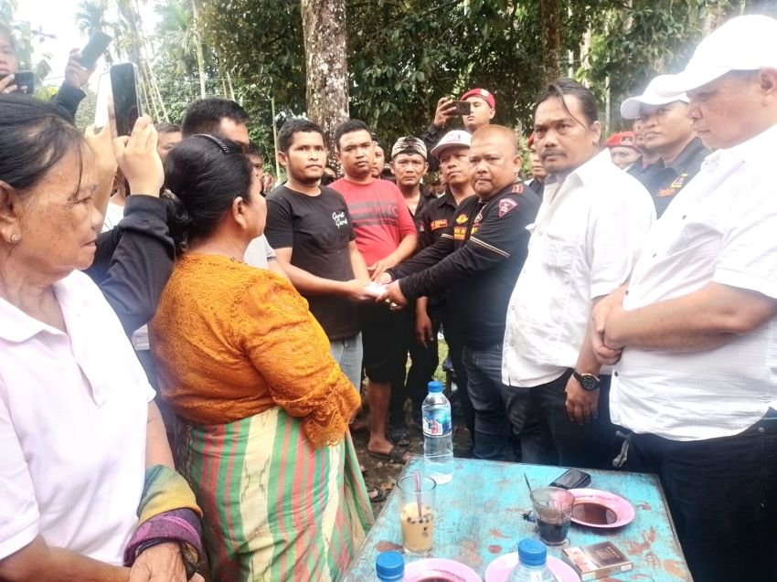 GRIB Jaya Sumut Salurkan Bantuan Untuk Korban Tanah Longsor Sibolangit