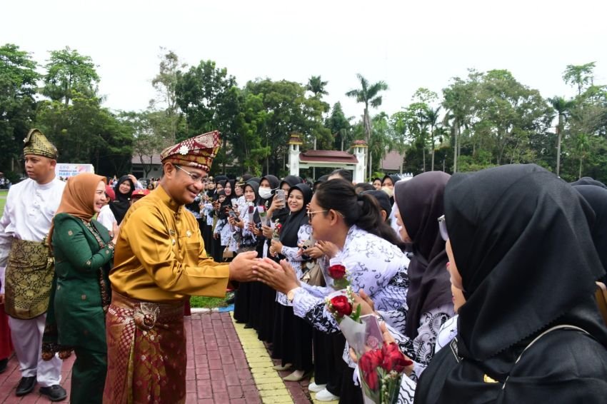 Guru Hebat Tentukan Kualitas Pembelajaran, Lulusan dan SDM