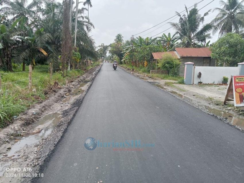 Warga Apresiasi Pengerjaan Peningkatan Jalan Ruas Pasar II Pekan Kamis Memuaskan