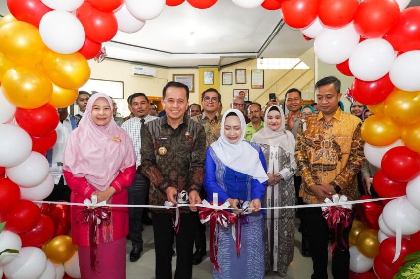 Pj Gubernur Sumut Resmikan Gerai Kreasi Dekranasda Tebingtinggi