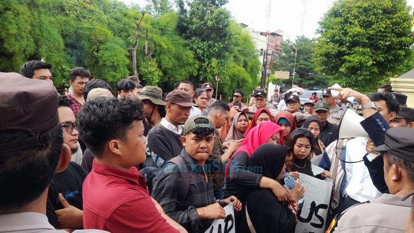 Puluhan Mahasiswa Minta Polisi Segera Tangkap Pelaku Pemerkosa Wanita Disabilitas