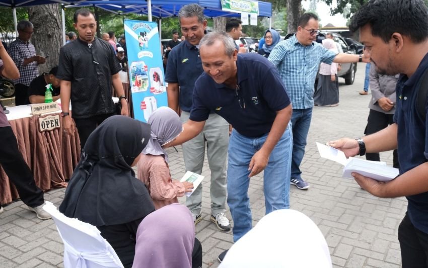 Setahun Transformasi, PTPN 1 Tanjungmorawa Gelar Bazar UMKM dan Beri Paket Pangan