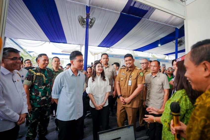 Wapres Gibran Rakabuming Raka Didampingi Wali Kota Medan Bobby Nasution Kunjungi Job Fair 2024