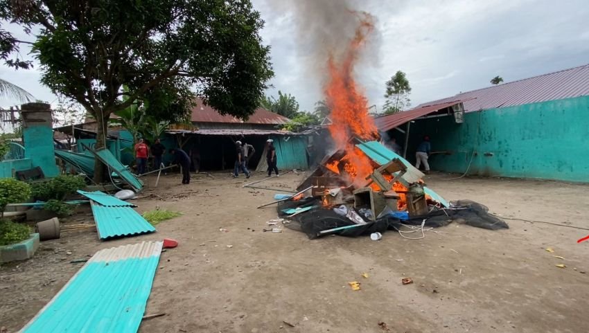 Satres Narkoba Polrestabes Medan Bakar Barak Narkoba Sei Mencirim