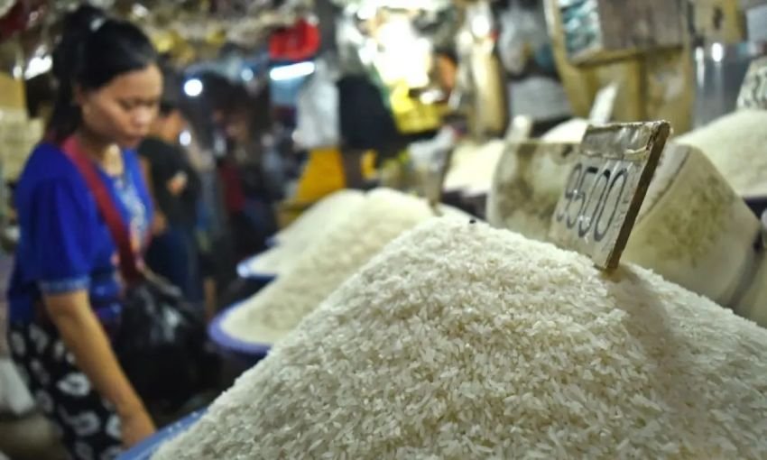 Gawat, Harga Beras Melonjak Jelang Natal dan Tahun Baru