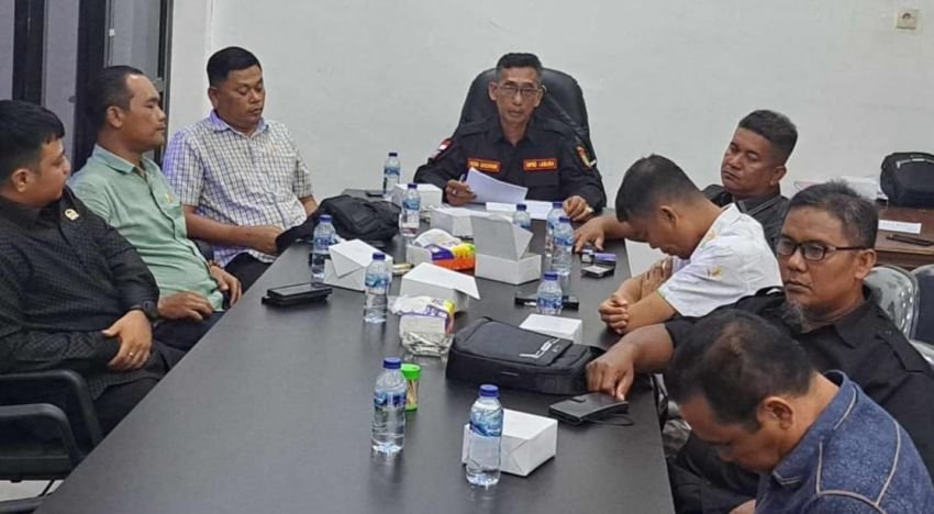 Komisi B DPRD Bersama Distan dan Disnakerin Labura Bahas PAD