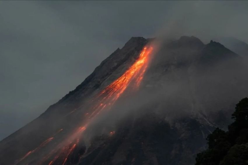 Letusan Dahsyat Gunung Berapi di Filipina, Puluhan Ribu Warga Mengungsi