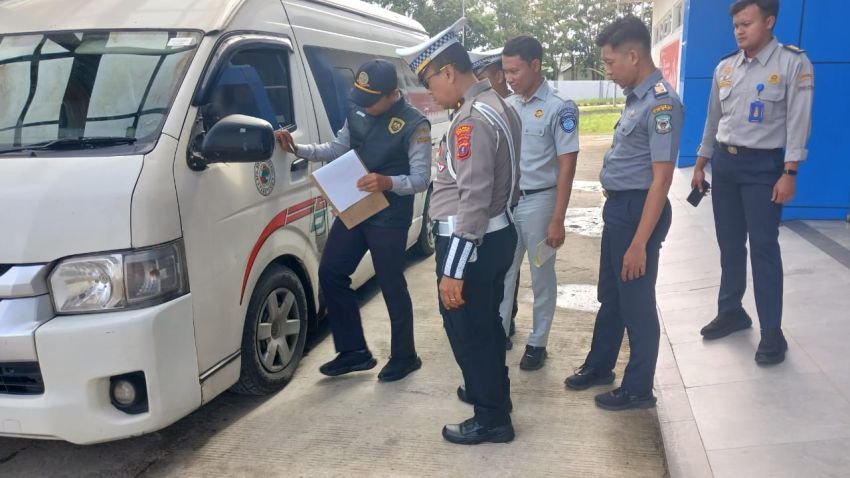 Rampcheck di Terminal Tanjung Pinggir Pematangsiantar, 1 Supir Bus Positif Narkoba