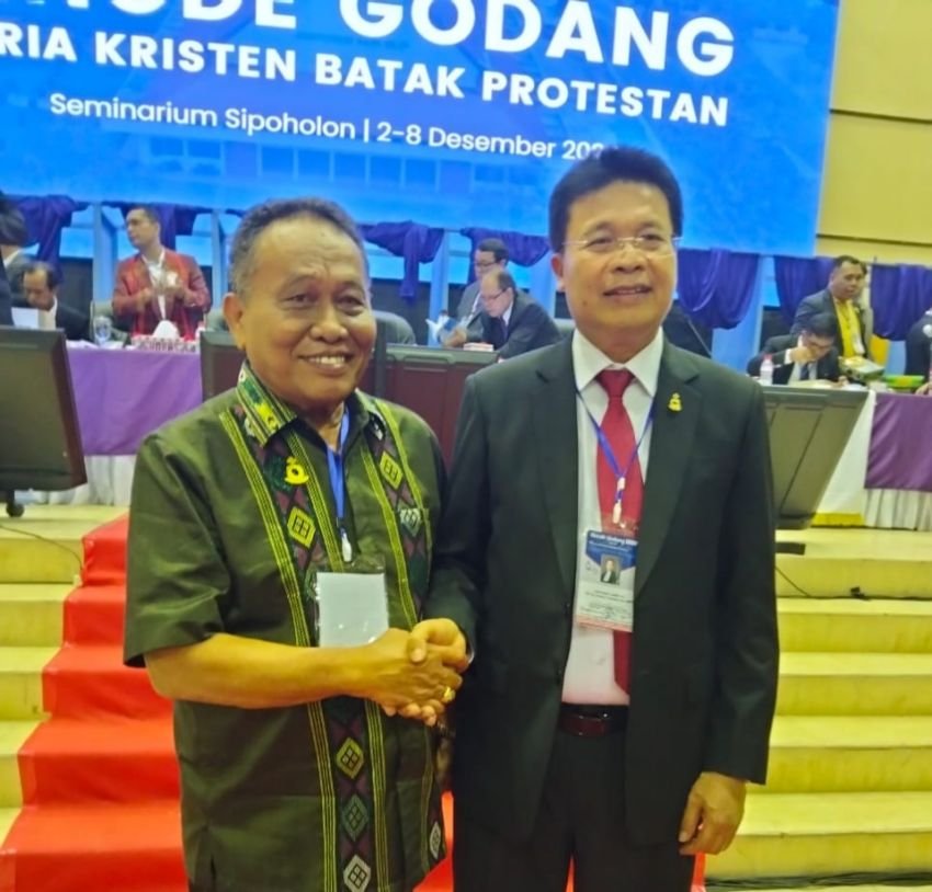 Terpilih Jadi Ephorus HKBP, Sanggam SH Bakara dan Prof Dr Haposan Siallagan Sebut Pdt Dr Victor Tinambunan Pemimpin yang Spiritual dan Berkharisma