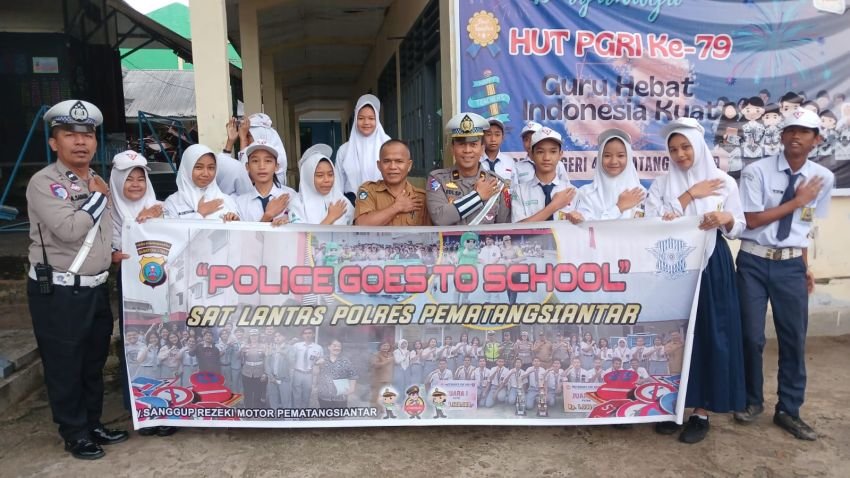 Sat Lantas Polres Pematangsiantar Go To School SMP Negeri 4